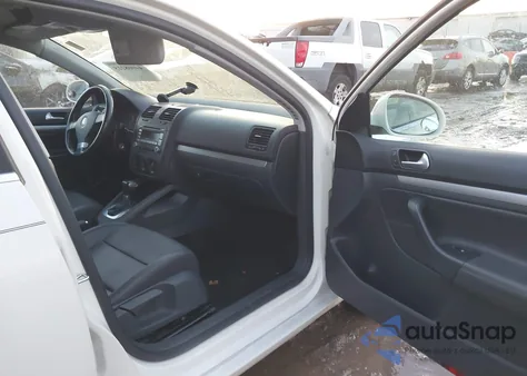 2008 Volkswagen Jetta Se из США, поврежденный, VIN 3VWRM71K88M160833